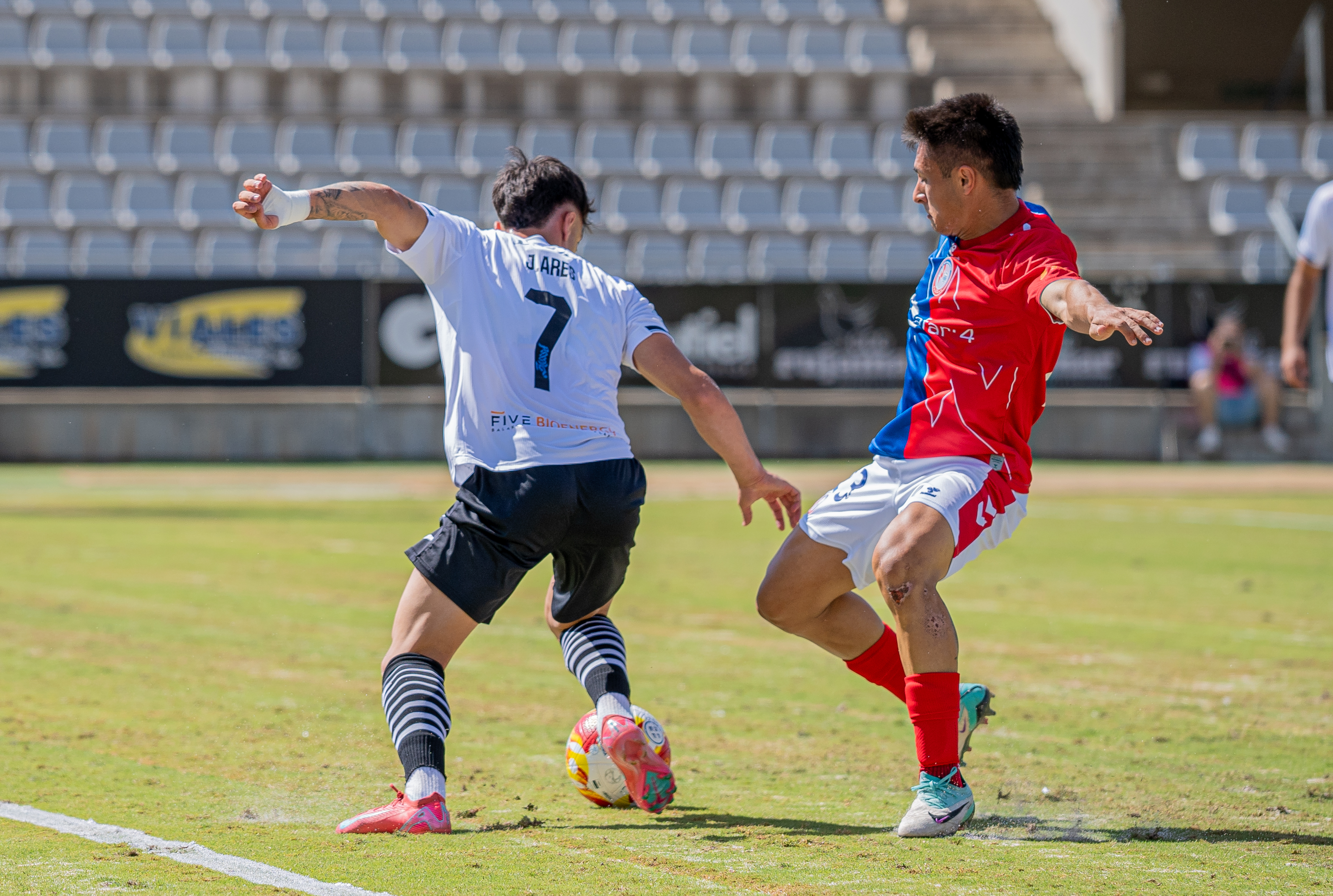 A casa del líder en busca de la revancha