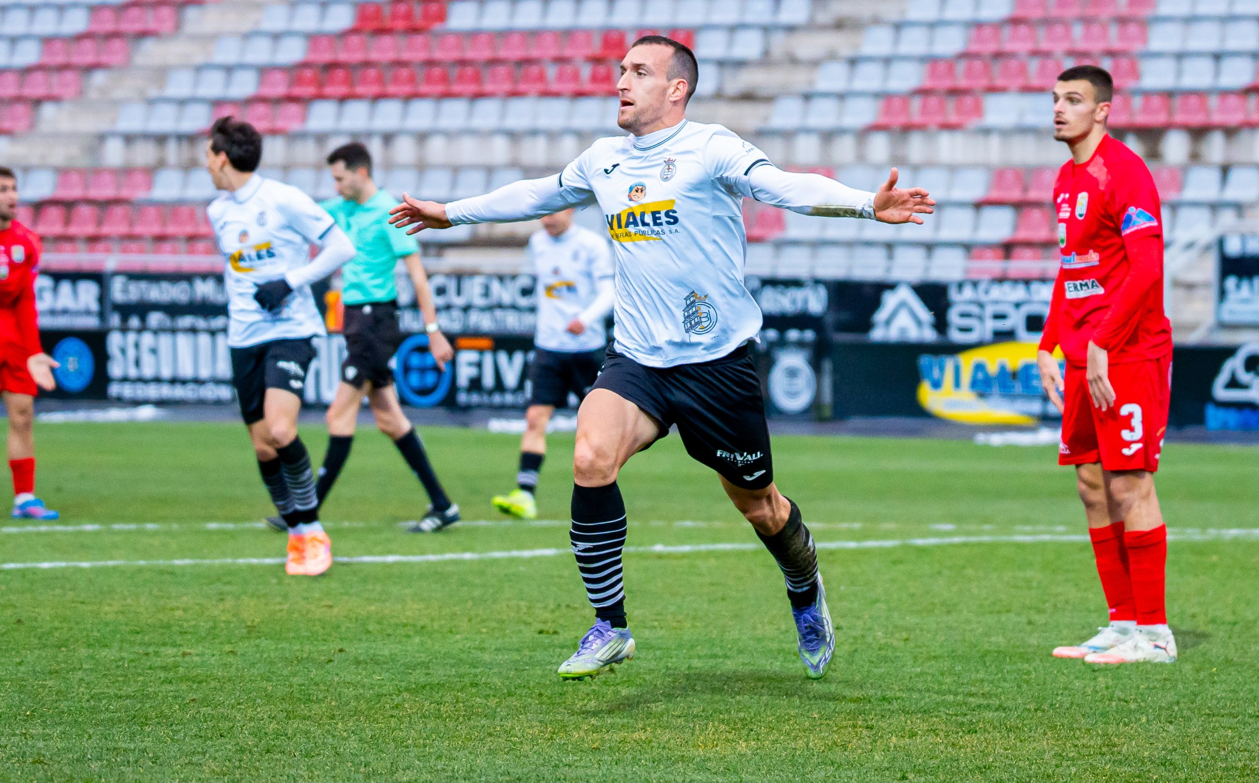 El derbi se queda en casa